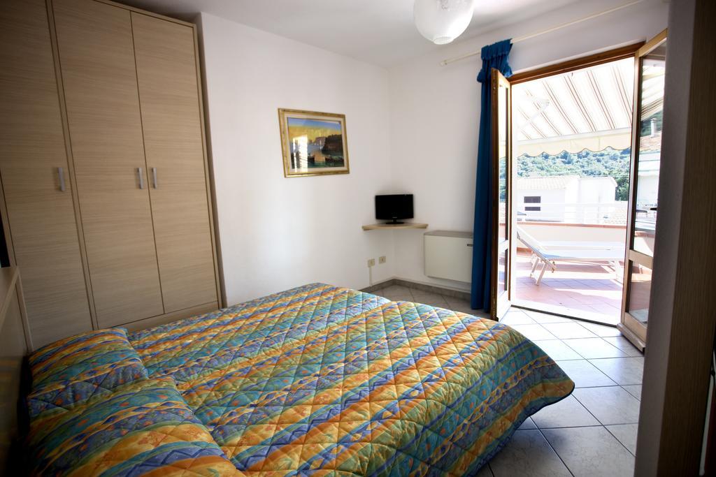 Hotel Corallo Pomonte Exterior photo